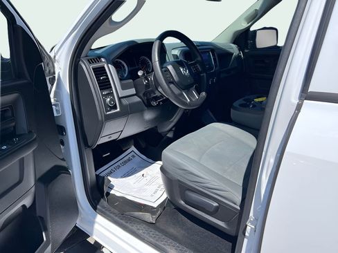 Used 2016 RAM 1500 Express AWD/4WD image 8