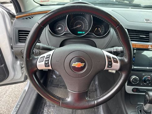 Used 2011 Chevrolet Malibu LT image 10
