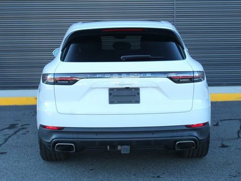 Certified 2022 Porsche Cayenne image 7