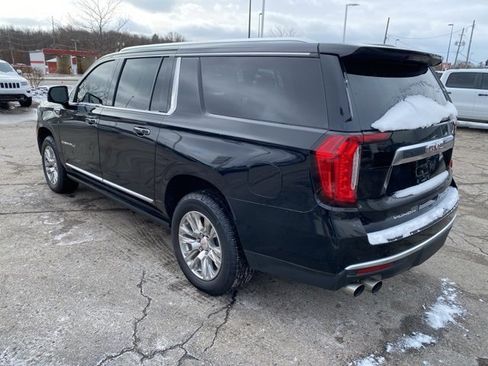 Used 2021 GMC Yukon XL Denali w/ Advanced Technology Package image 9