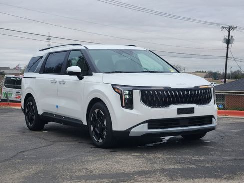 New 2026 Kia Carnival EX image 3