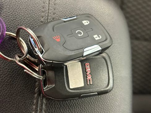 Used 2020 GMC Terrain SLE w/ Driver Convenience Package AWD/4WD image 49