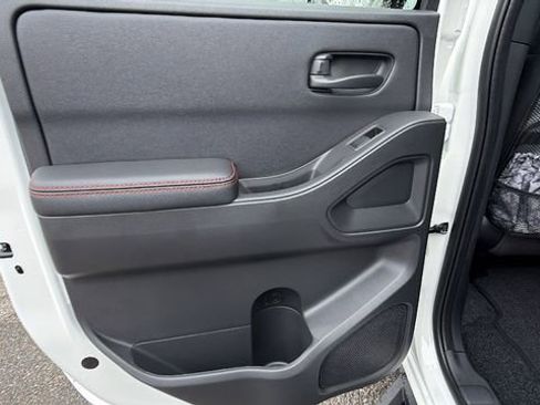 New 2026 Nissan Frontier PRO-4X w/ Pro-4x Convenience Package image 14