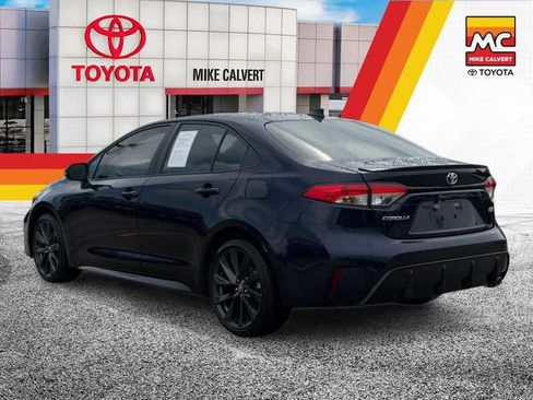 Used 2024 Toyota Corolla SE FWD image 3