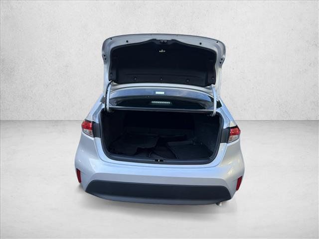 Certified 2026 Toyota Corolla LE FWD image 6