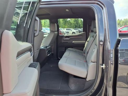 Used 2023 GMC Sierra 1500 SLT w/ SLT Premium Plus Package image 11