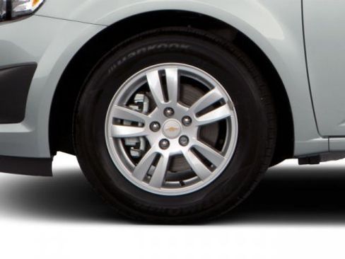 Used 2012 Chevrolet Sonic LS image 14