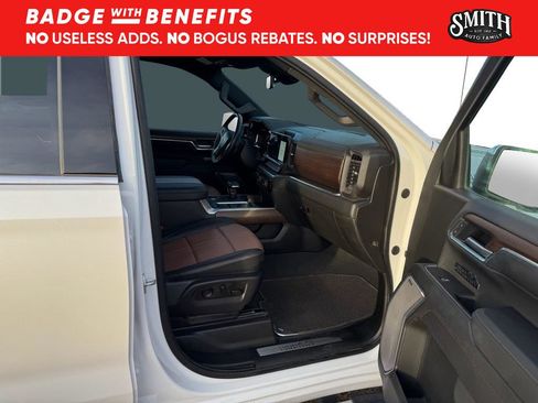 Used 2023 Chevrolet Silverado 1500 High Country w/ Z71 Off-Road Package image 10