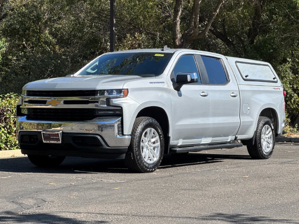 Used 2020 Chevrolet Silverado 1500 LT w/ Convenience Package AWD/4WD image 9