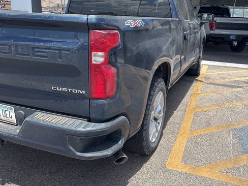 Used 2021 Chevrolet Silverado 1500 Custom AWD/4WD image 6