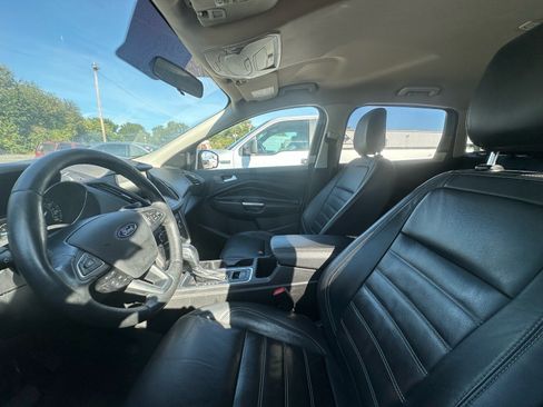 Used 2018 Ford Escape SEL AWD/4WD image 5