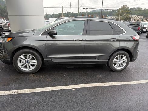 Used 2017 Ford Edge SEL image 4