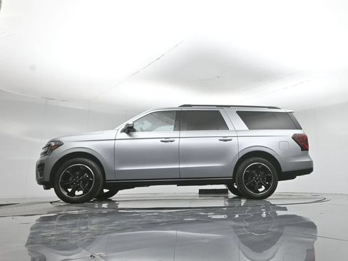 Certified 2022 Ford Expedition Max Limited AWD/4WD image 8