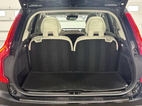 Used 2021 Volvo XC90 T6 Inscription w/ Climate Package image 31