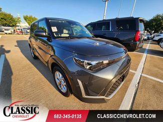 Used 2025 Kia Soul LX w/ LX Technology Package FWD video 1