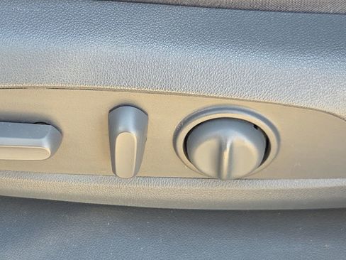 Used 2022 Chevrolet Blazer LT image 32