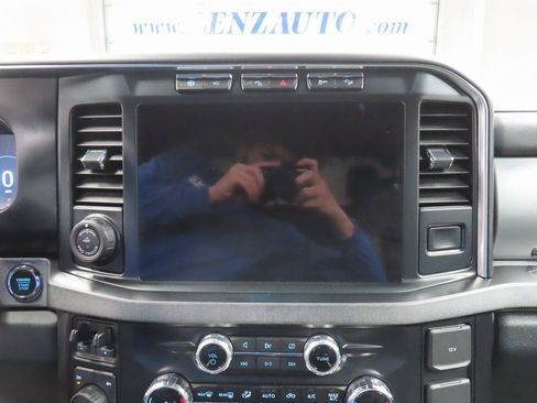 Used 2024 Ford F250 Platinum w/ FX4 Off-Road Package image 16