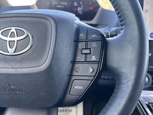 Used 2023 Toyota bZ4X Limited image 18