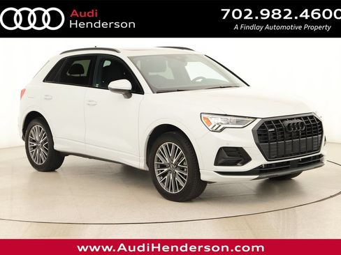 Certified 2023 Audi Q3 2.0T Premium w/ Convenience Package AWD/4WD image 1