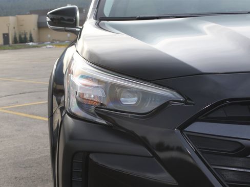 Used 2024 Subaru Outback Limited image 35