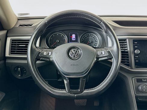 Used 2018 Volkswagen Atlas SE image 18