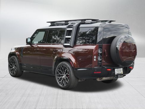 Used 2024 Land Rover Defender 130 X AWD/4WD image 3
