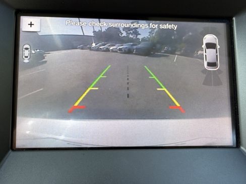 Used 2017 Ford Edge Titanium w/ Equipment Group 302A FWD image 26