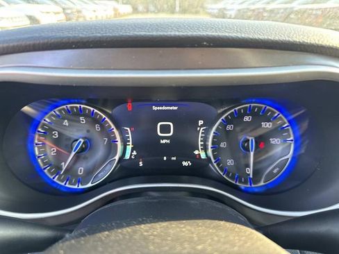 New 2026 Chrysler Pacifica Select image 23