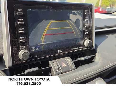 Used 2019 Toyota RAV4 XLE Premium image 28