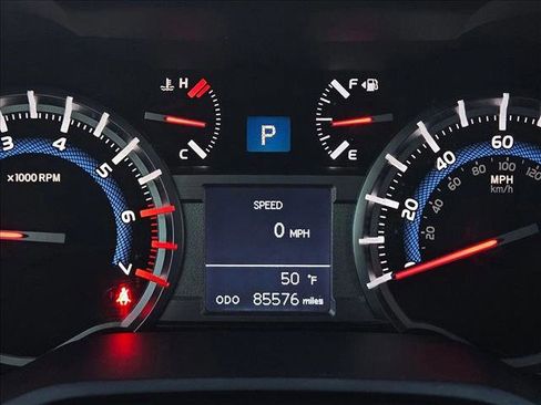 Used 2018 Toyota 4Runner TRD Off-Road Premium image 12