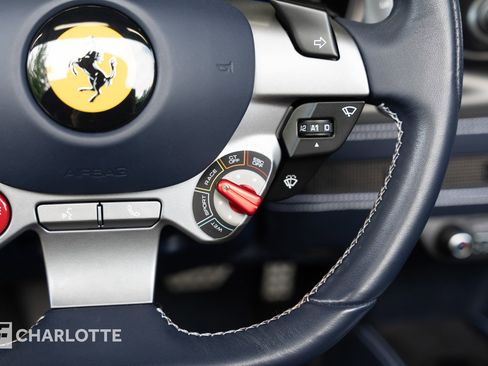 Used 2022 Ferrari F8 Tributo image 25