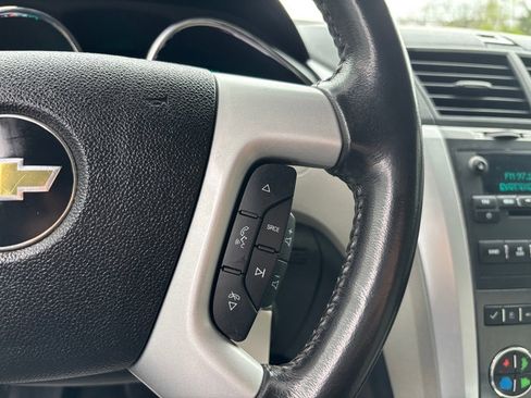 Used 2012 Chevrolet Traverse LTZ image 17