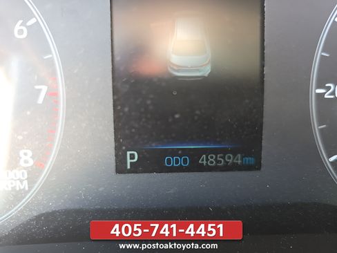 Used 2025 Toyota Corolla LE FWD image 23