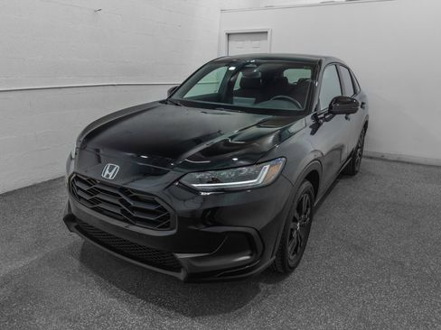 Used 2026 Honda HR-V Sport image 4
