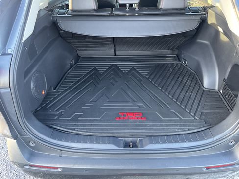 Certified 2022 Toyota RAV4 TRD Off-Road image 31