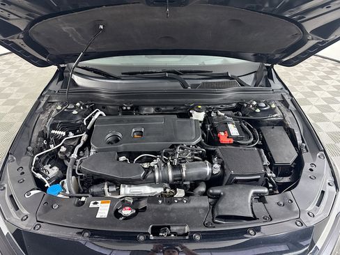 Used 2021 Honda Accord Touring image 39