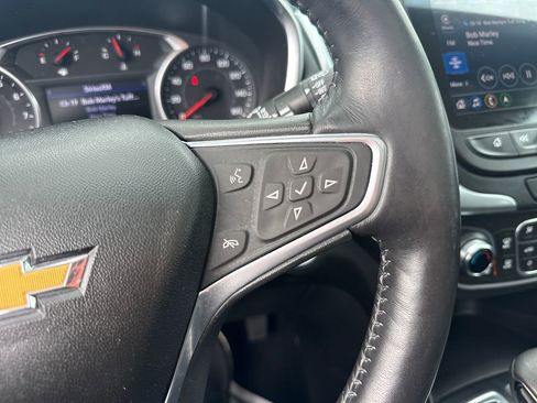 Used 2022 Chevrolet Equinox LT AWD/4WD image 35