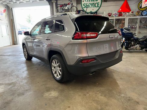 Used 2014 Jeep Cherokee Latitude w/ Cold Weather Group image 3