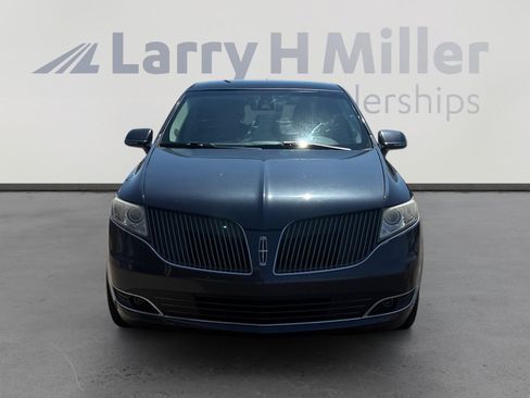 Used 2013 Lincoln MKT FWD image 8