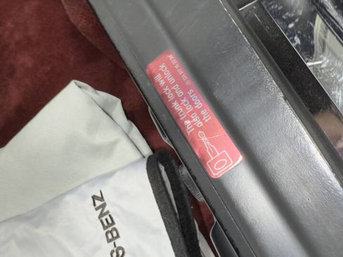 Used 1988 Mercedes-Benz 560 SL image 72