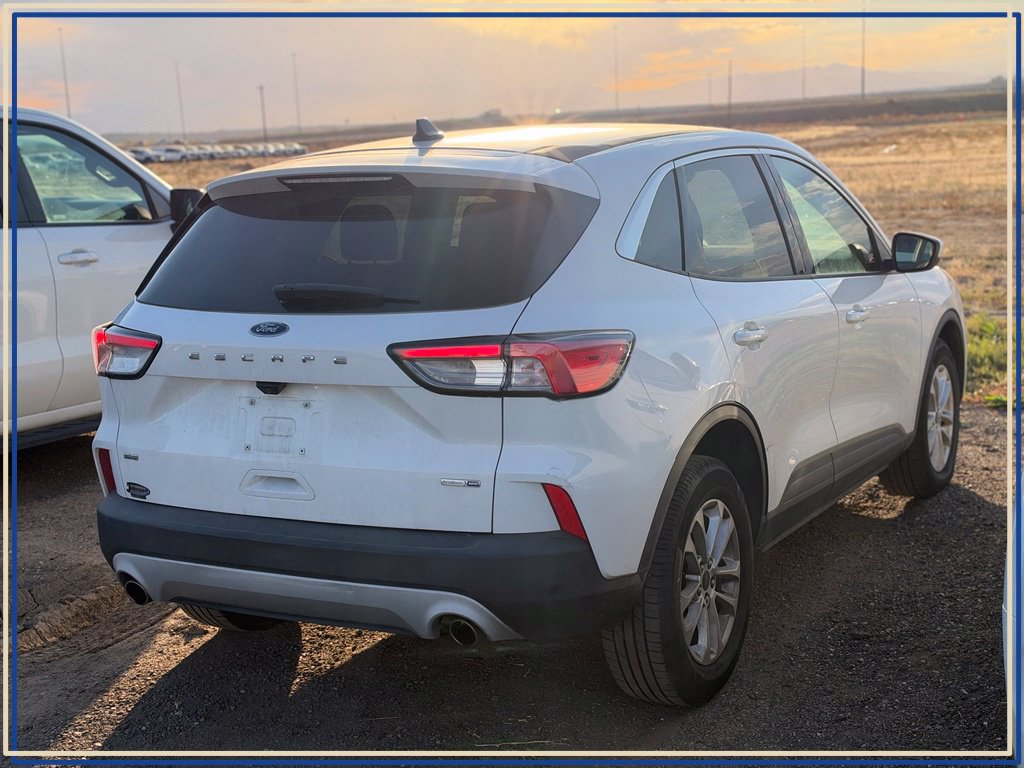 Used 2020 Ford Escape SE AWD/4WD image 3
