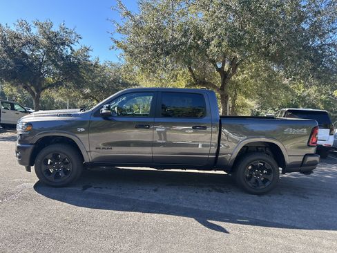 New 2026 RAM 1500 4x4 Crew Cab image 4