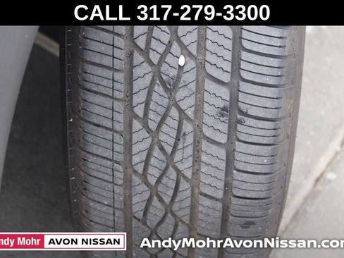 Used 2024 Nissan Rogue SV AWD/4WD image 15