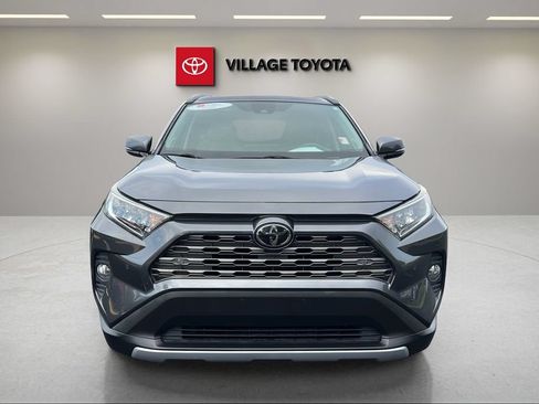 Certified 2020 Toyota RAV4 Limited FWD image 8