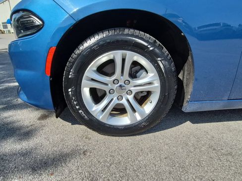 Used 2022 Dodge Charger SXT w/ Driver Convenience Group RWD image 20