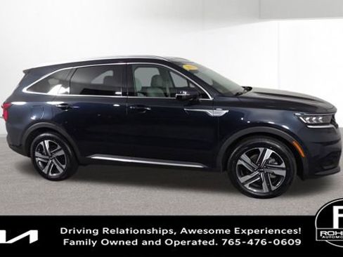Used 2023 Kia Sorento SX Prestige image 2