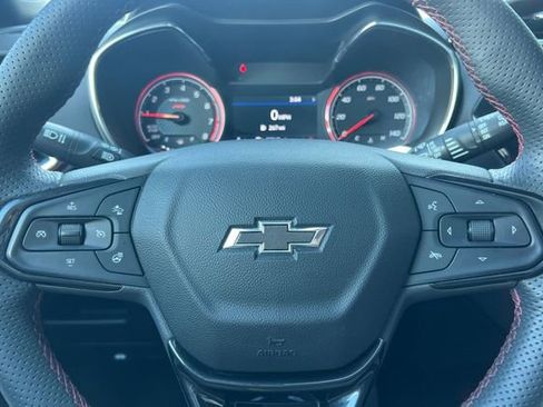 Used 2023 Chevrolet TrailBlazer RS w/ Sun and Liftgate Package image 29