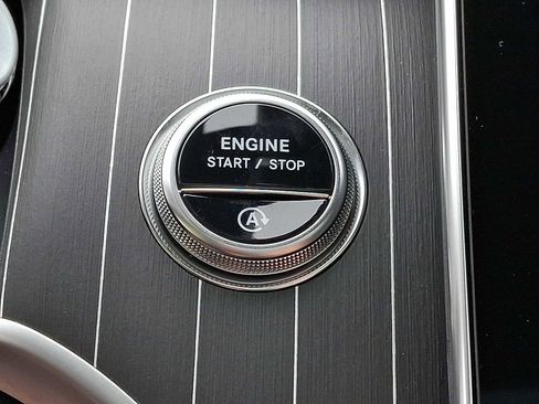 Used 2026 Mercedes-Benz GLC 300 4MATIC image 19