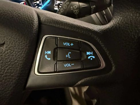 Used 2019 Ford Escape SE FWD image 38