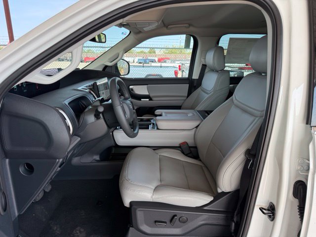 New 2027 Ford Expedition Max Active RWD image 13